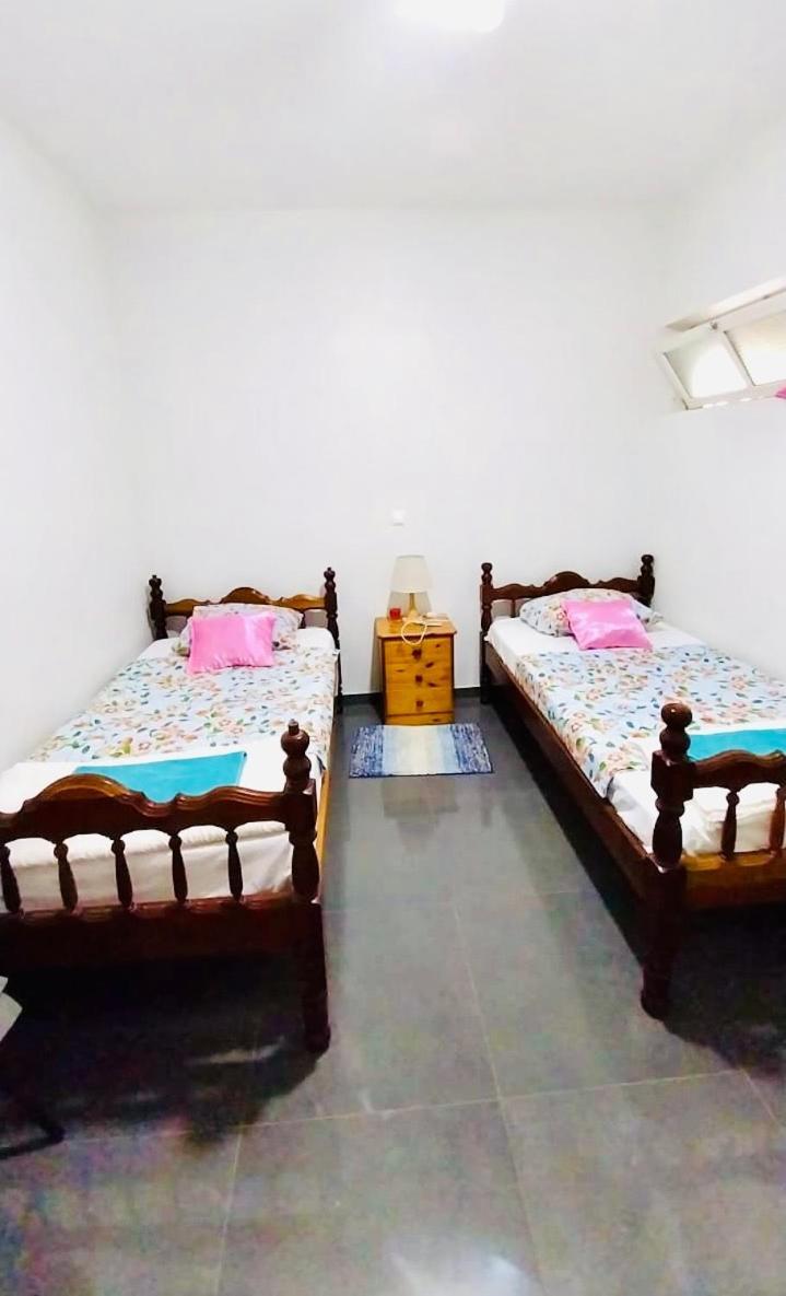 Cozy Home With Terrace Views! Ponta Do Sol Bagian luar foto